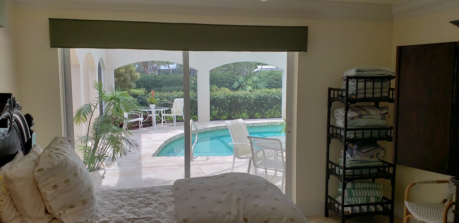 Twin Guest Bedroom View